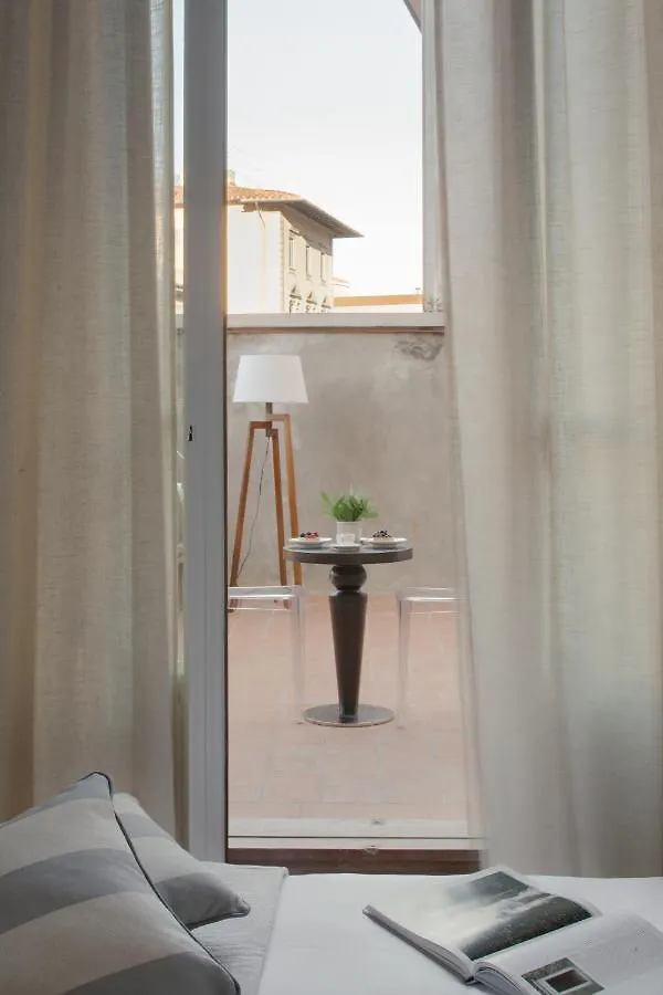 Crispi Guesthouse Florence Guest house